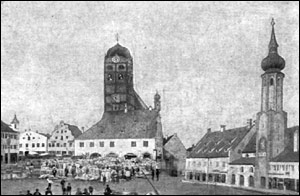 Schrannenplatz mit ehemaligem Rathaus